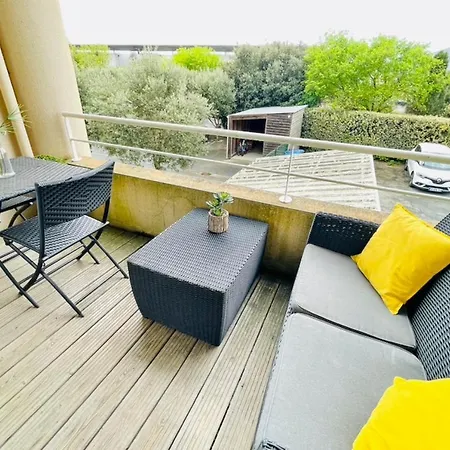 Lovely Apartment With Balcony Near The Lake La Rochelle  Exterior foto